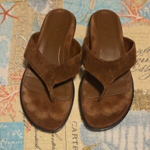 Vionic Women's Tan Suede Sandals